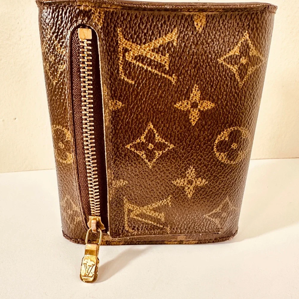 Louis Vuitton Brown Monogram Wallet - Picture 3 of 13